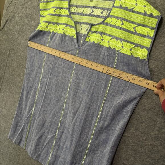 J.‎ Crew Sleeveless Linen Blend Top Womens Sz L Blue Chambray Embroidered - Picture 5 of 5